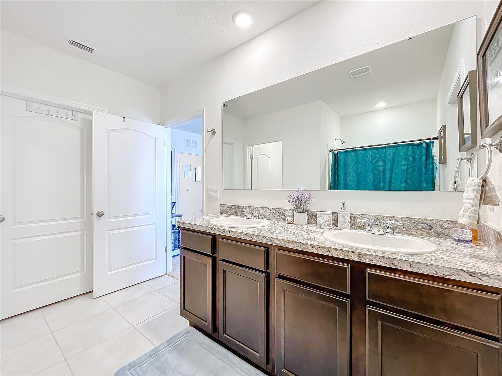 1634 Reddish Egret Ct Property Photo 3