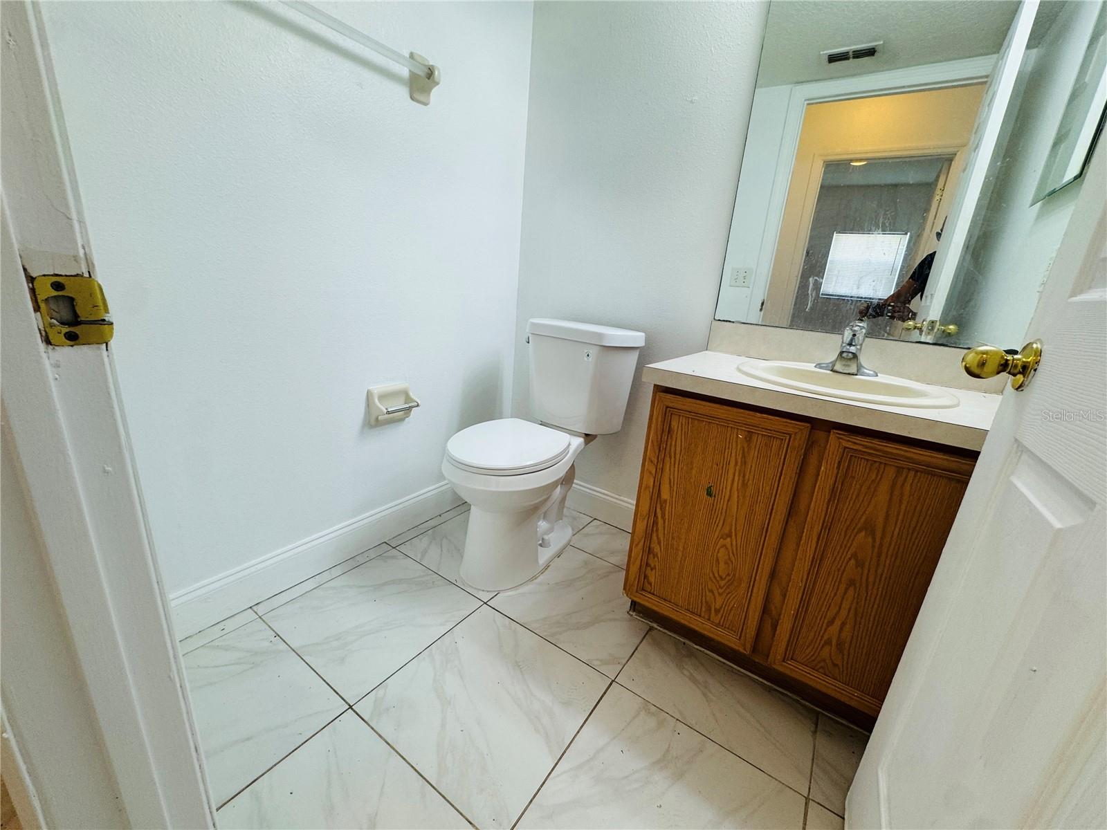 566 Eagle Ct Property Photo 12