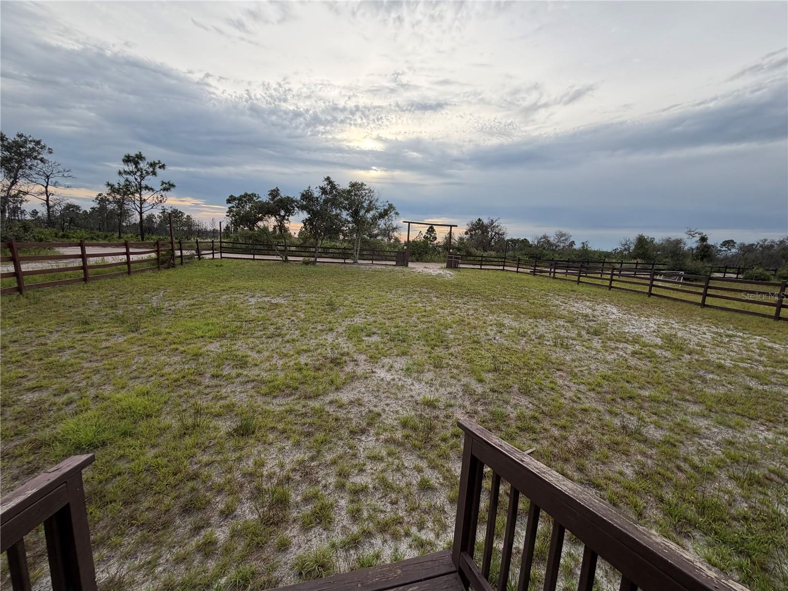 Holopaw Groves Rd Property Photo 1