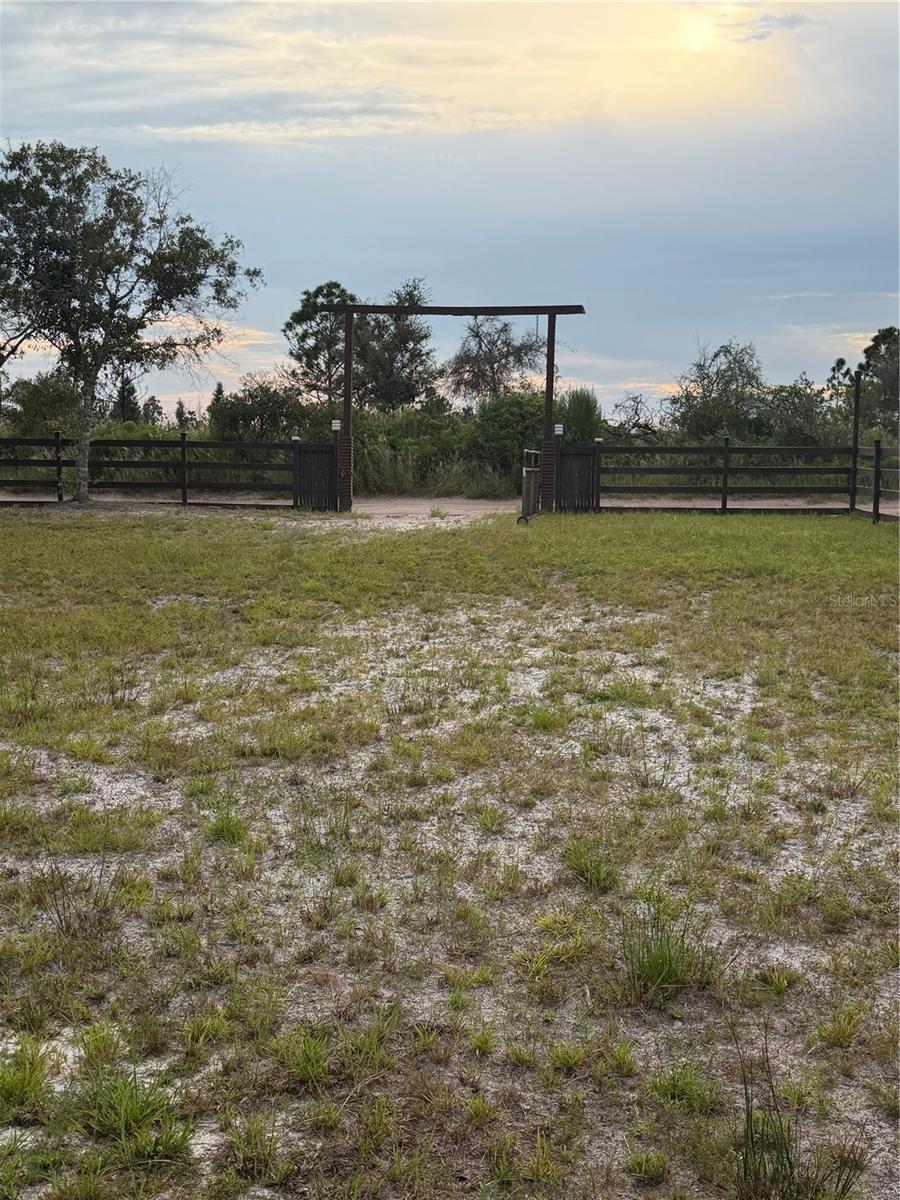 Holopaw Groves Rd Property Photo 9