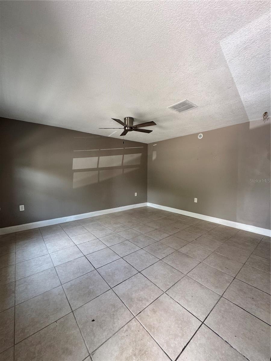 932 Buccaneer Dr Property Photo 3