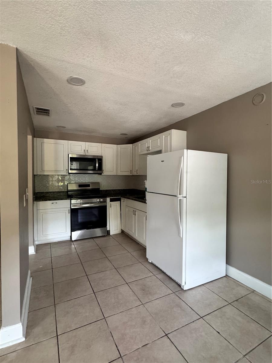 932 Buccaneer Dr Property Photo 5