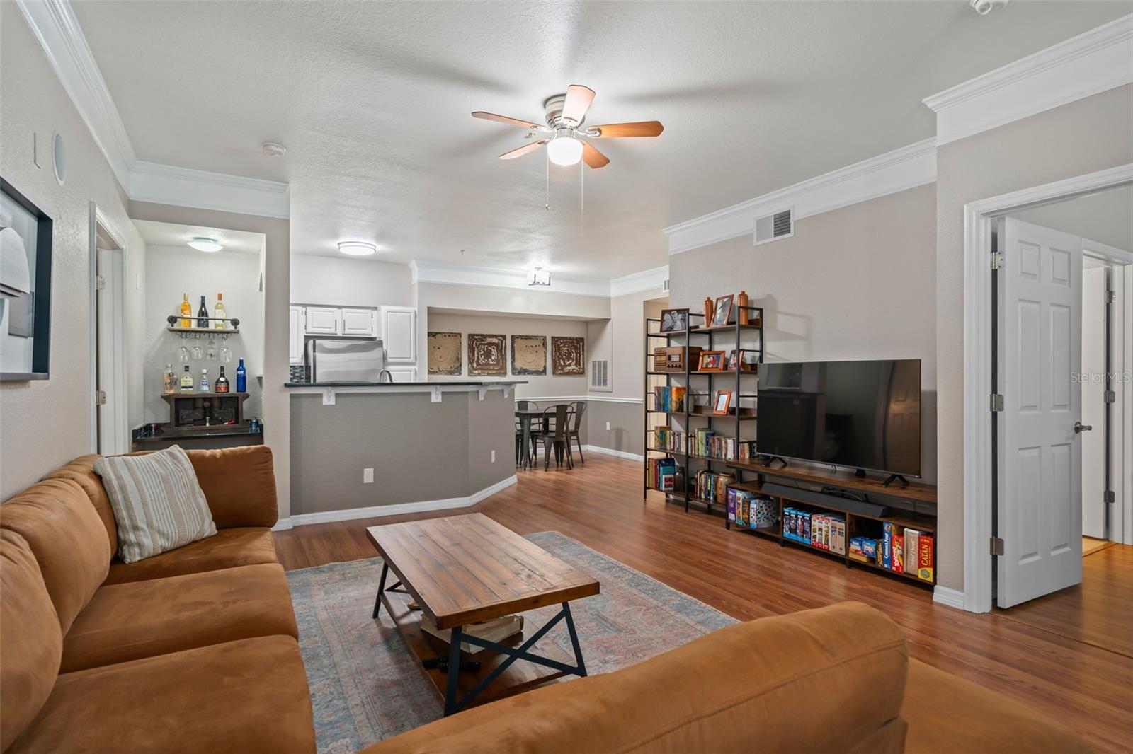 6663 Queens Borough Ave #104 Property Photo 13
