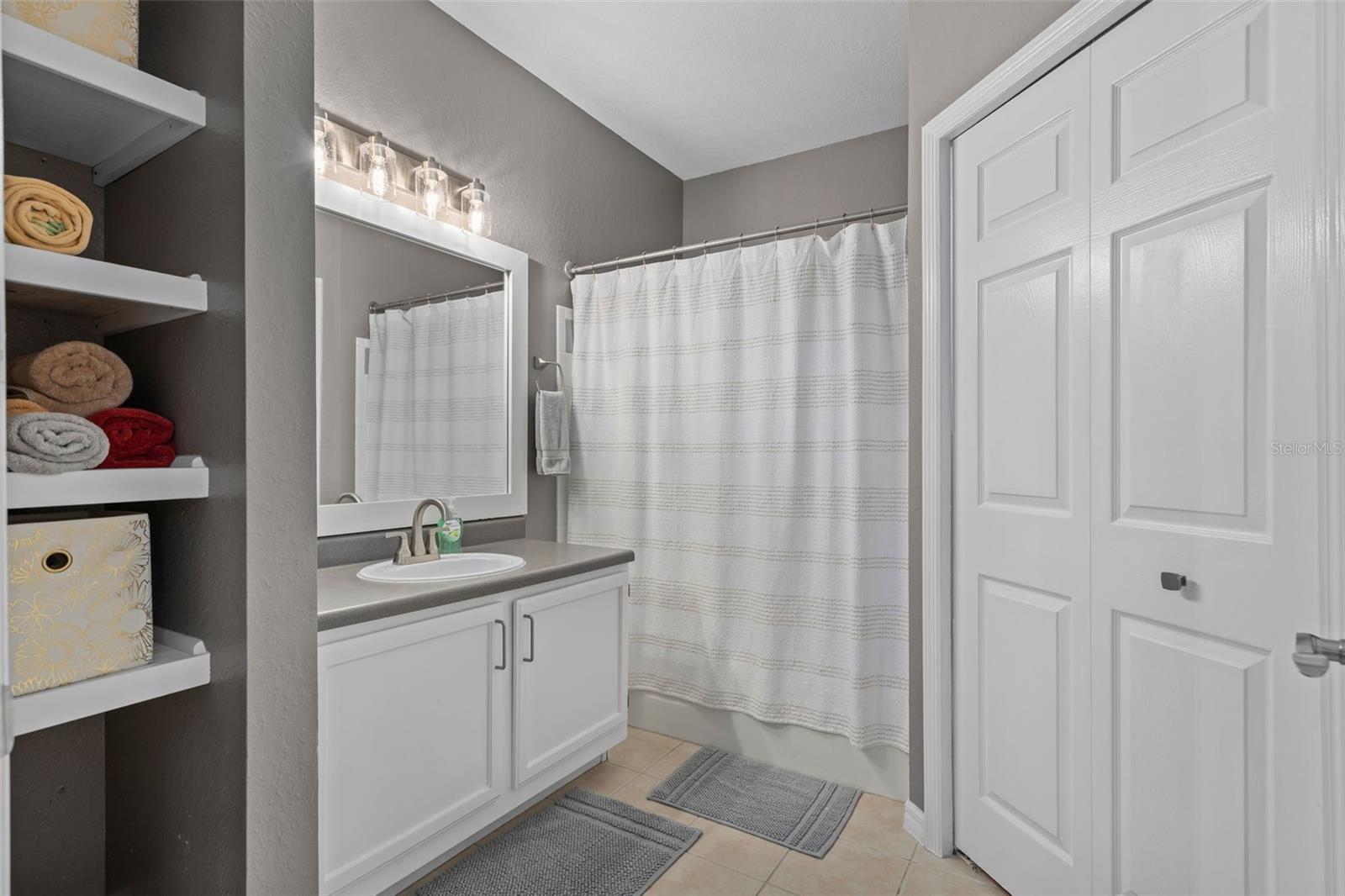 6663 Queens Borough Ave #104 Property Photo 23