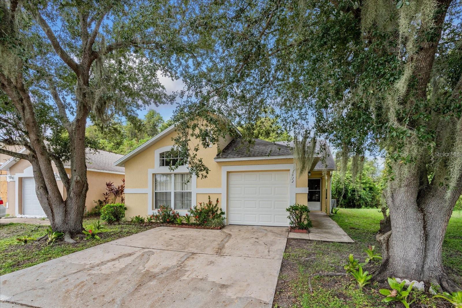 2422 Parsons Pond Cir Property Photo 1