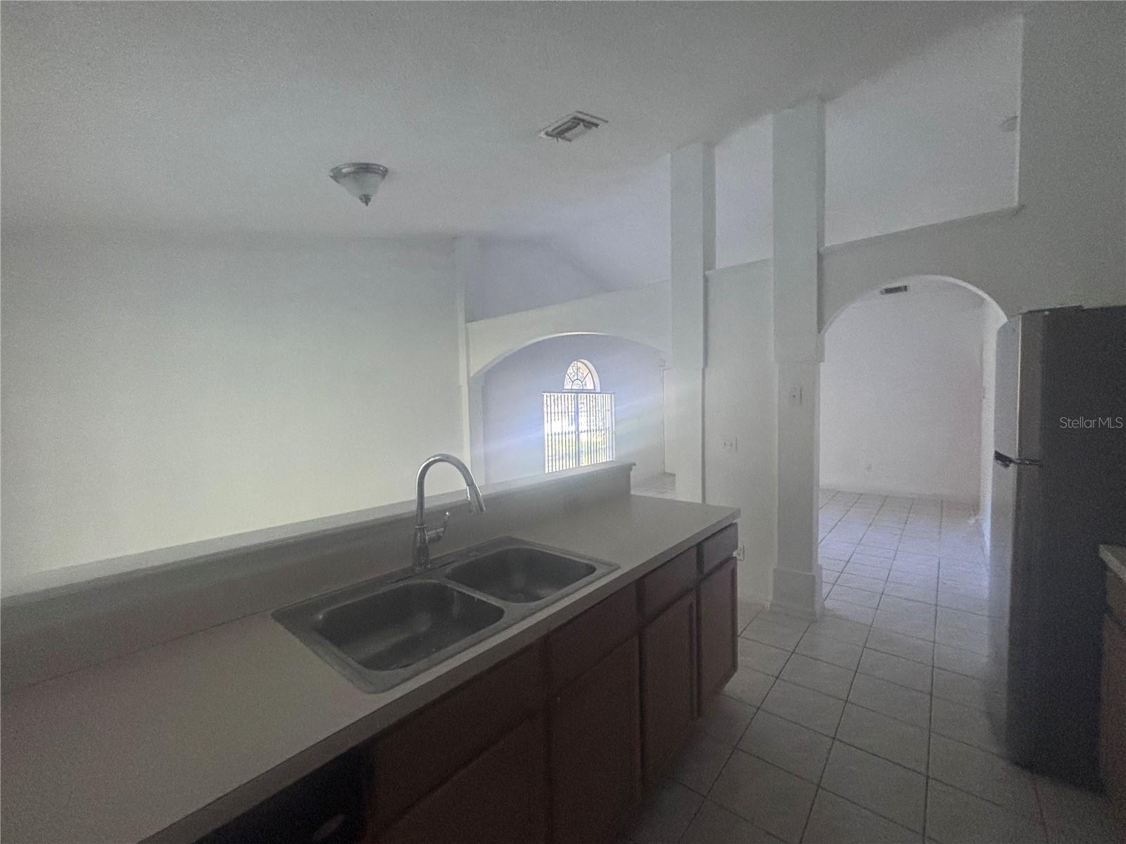 2422 Parsons Pond Cir Property Photo 4