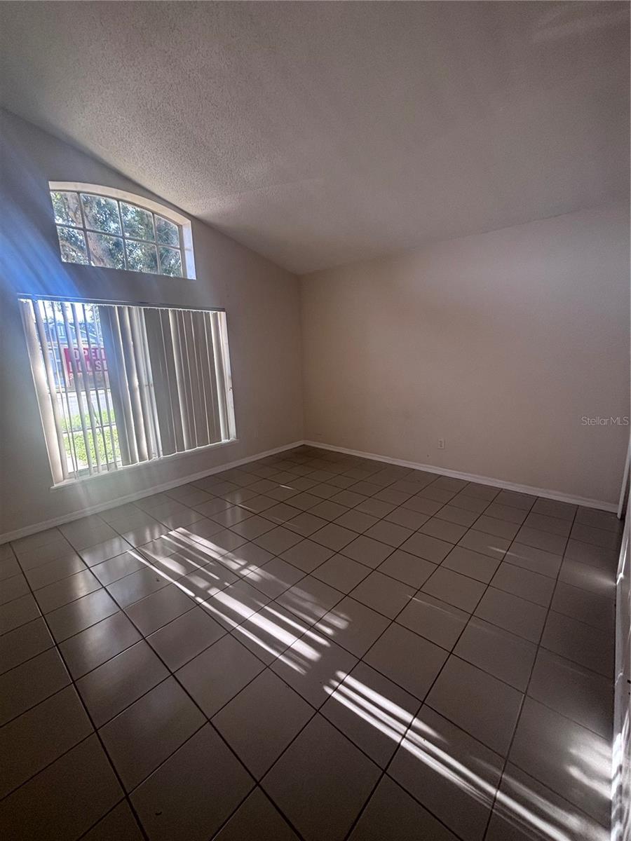 2422 Parsons Pond Cir Property Photo 9