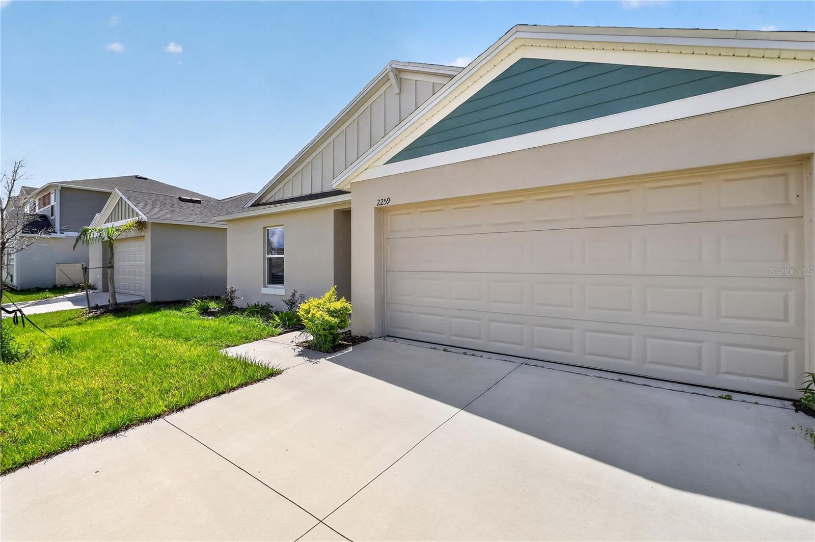 2259 Canyon Oak Dr Dr Property Photo 4