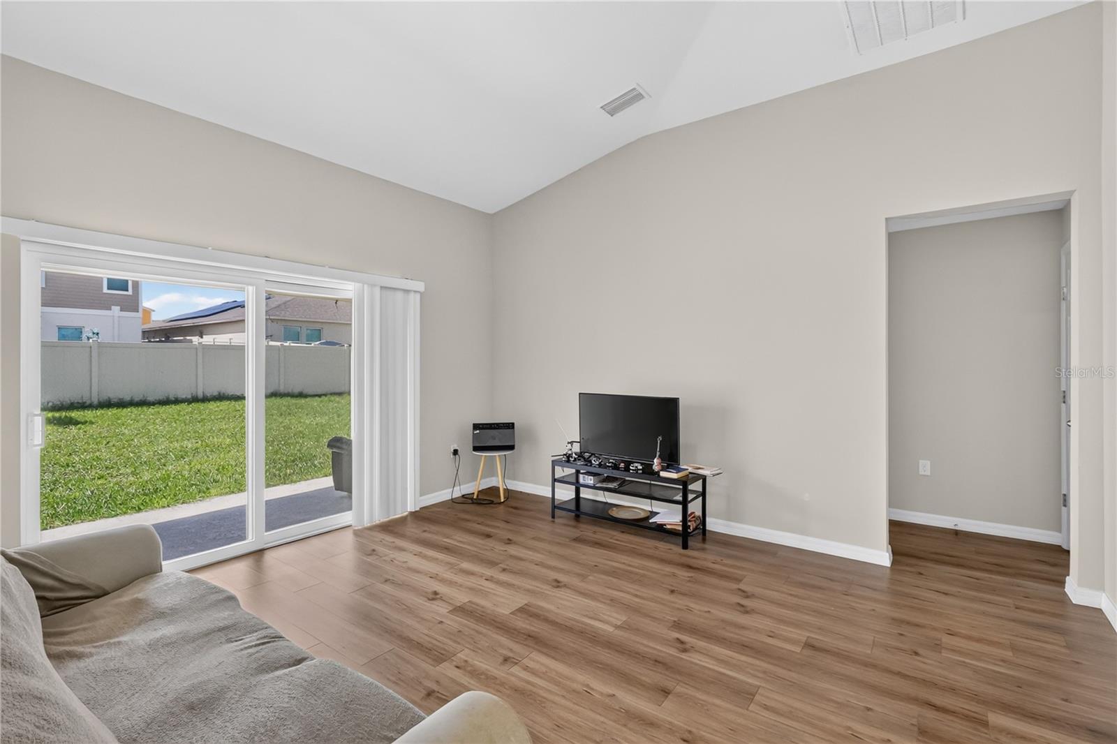 2259 Canyon Oak Dr Dr Property Photo 19