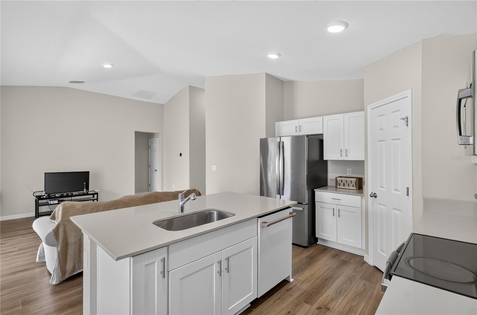 2259 Canyon Oak Dr Dr Property Photo 25