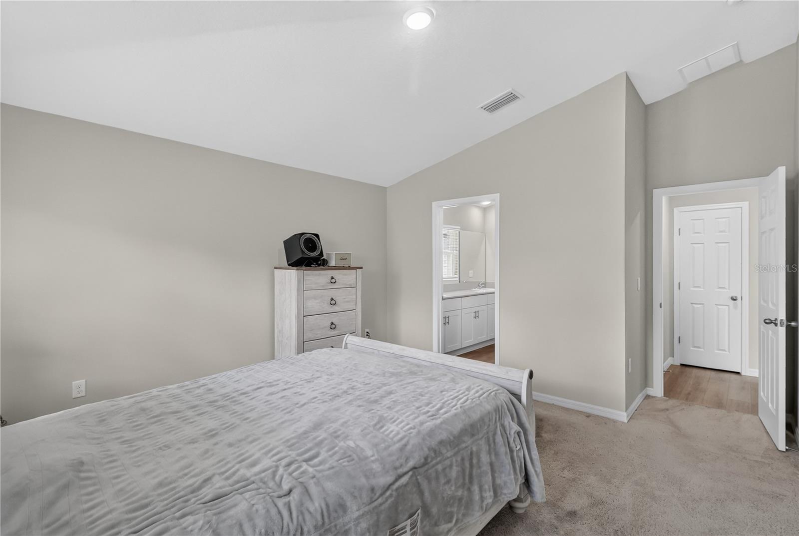 2259 Canyon Oak Dr Dr Property Photo 37