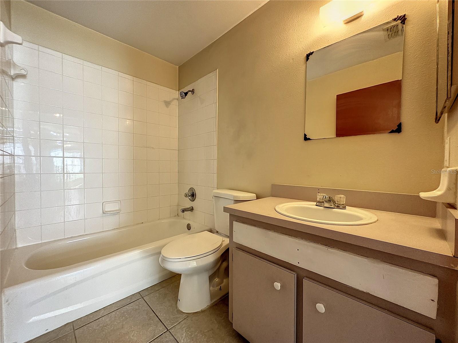 606 Claude Holmes Sr Ave Property Photo 11