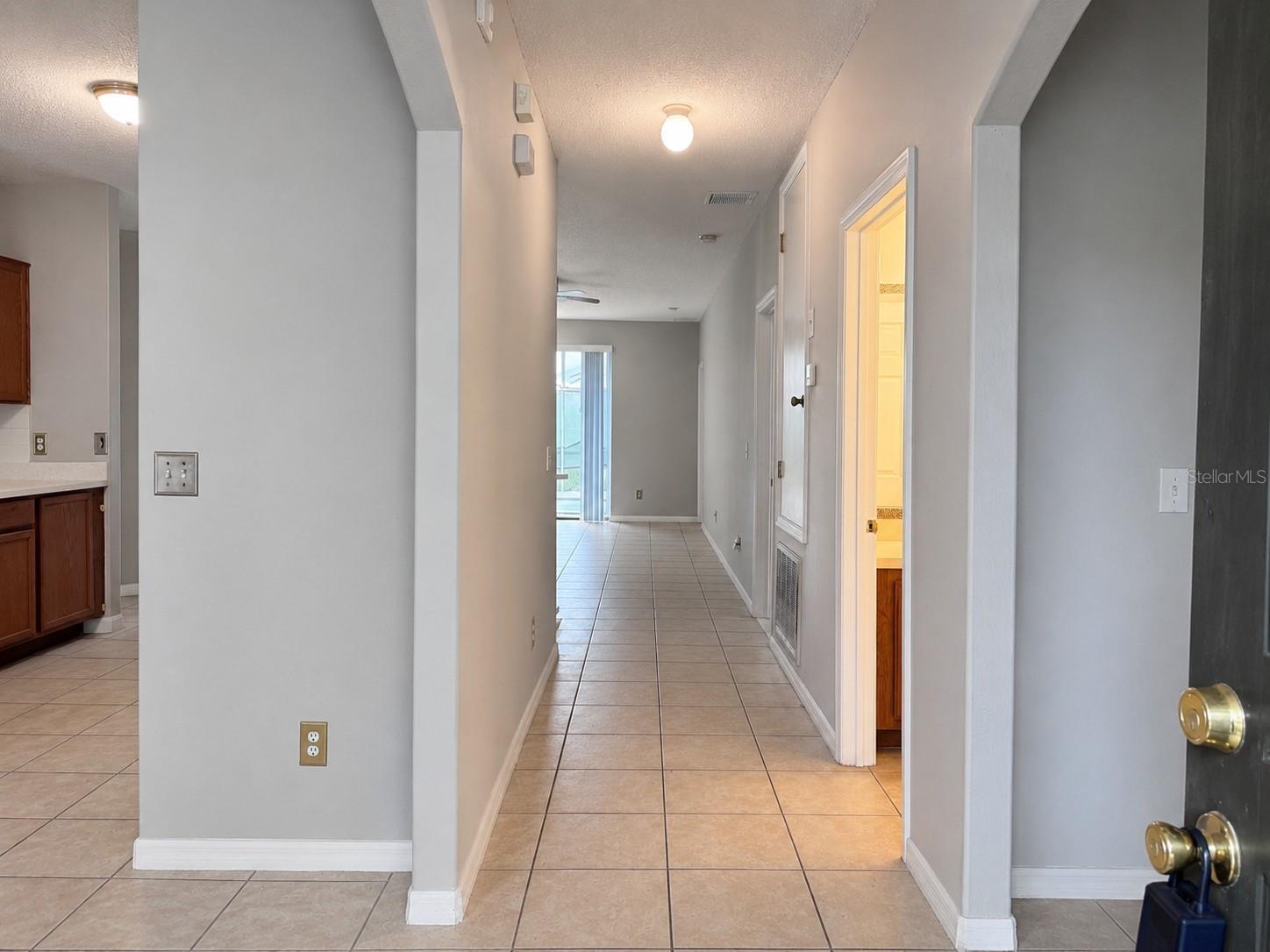 164 Sigmund Loop Property Photo 3