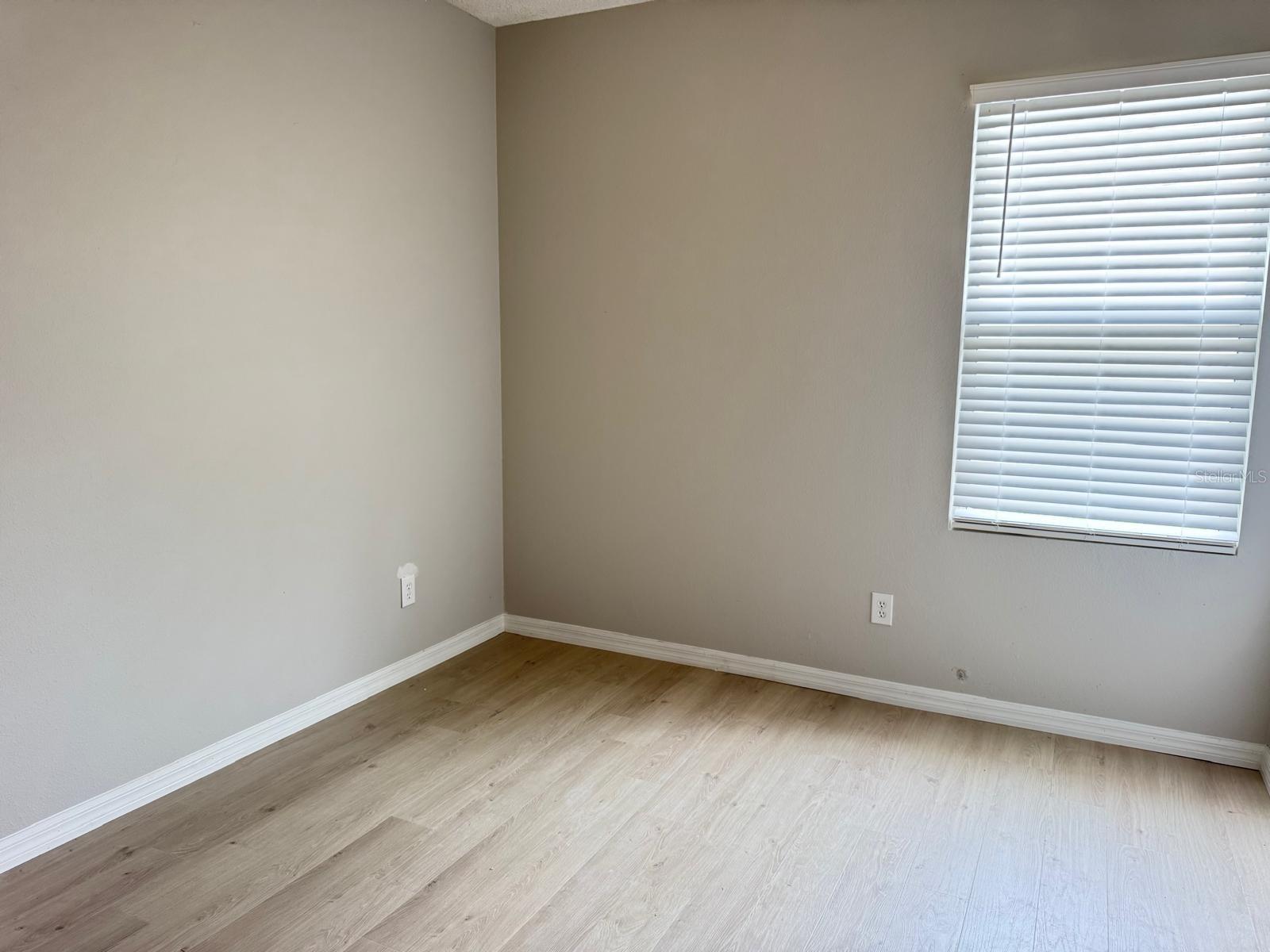 164 Sigmund Loop Property Photo 14