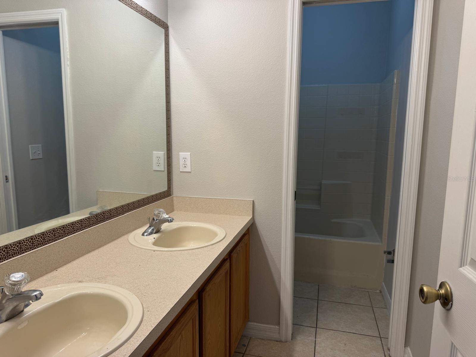 164 Sigmund Loop Property Photo 17