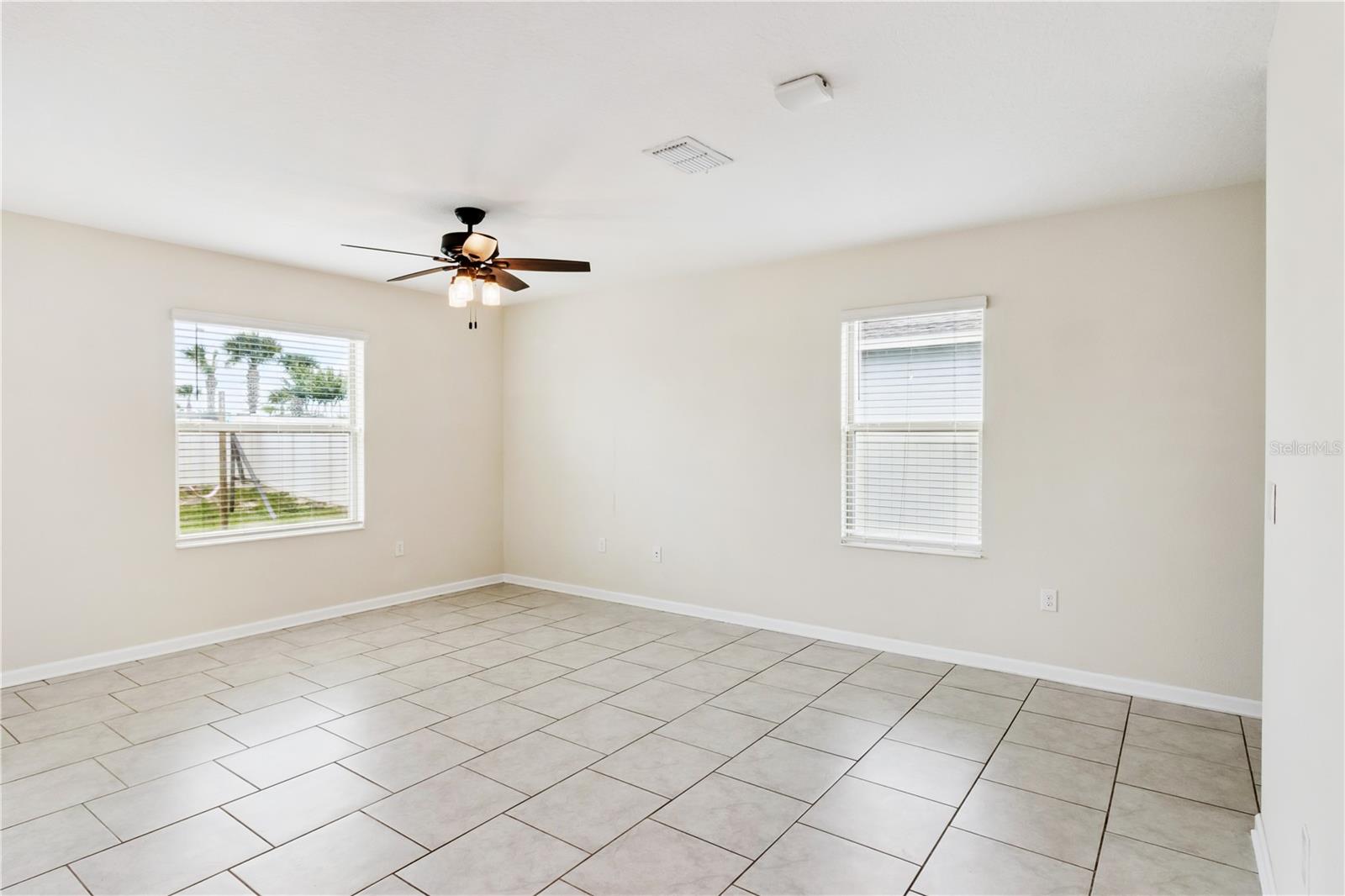 310 Citrus Pointe Dr Property Photo 6