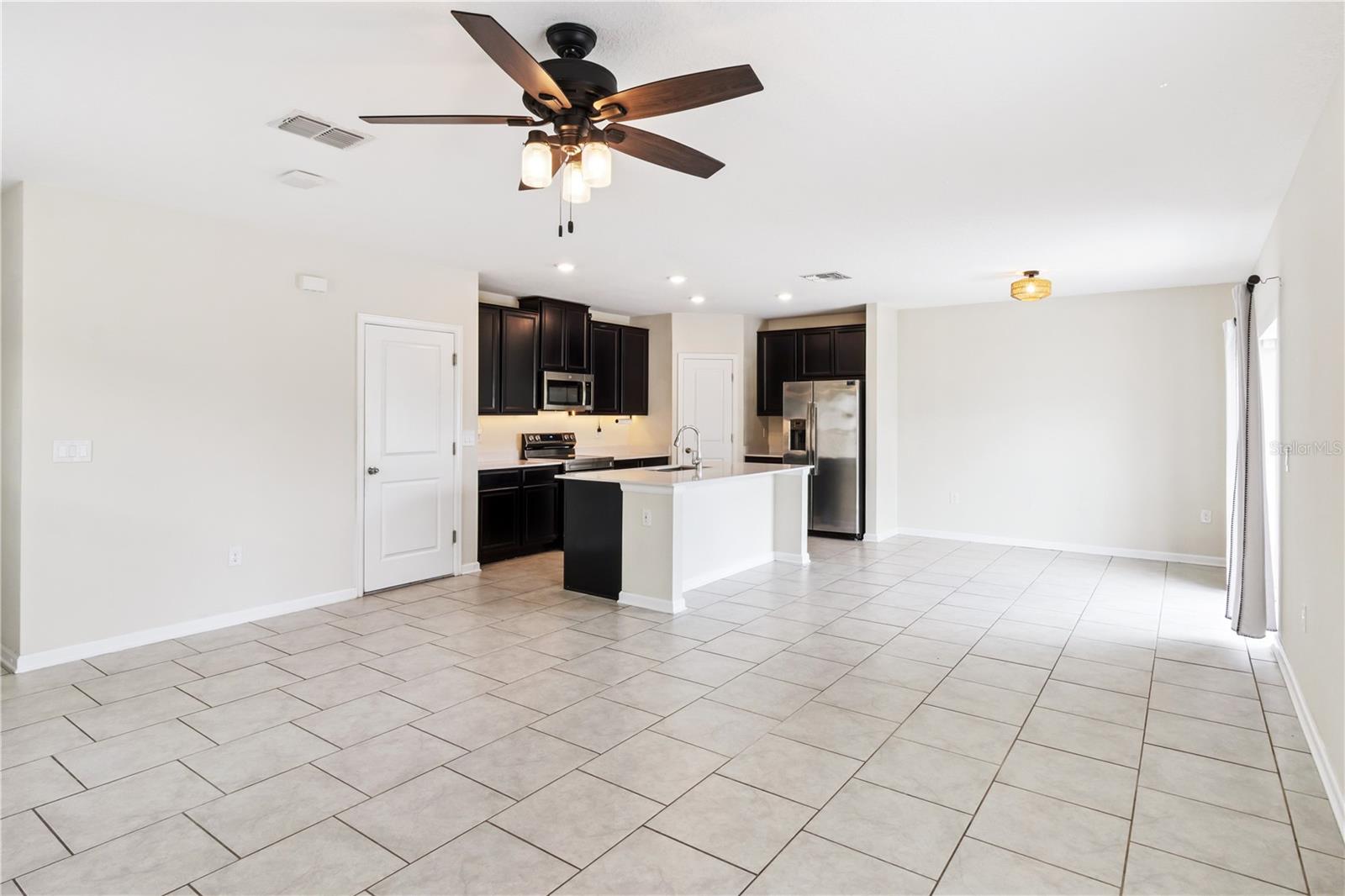 310 Citrus Pointe Dr Property Photo 7