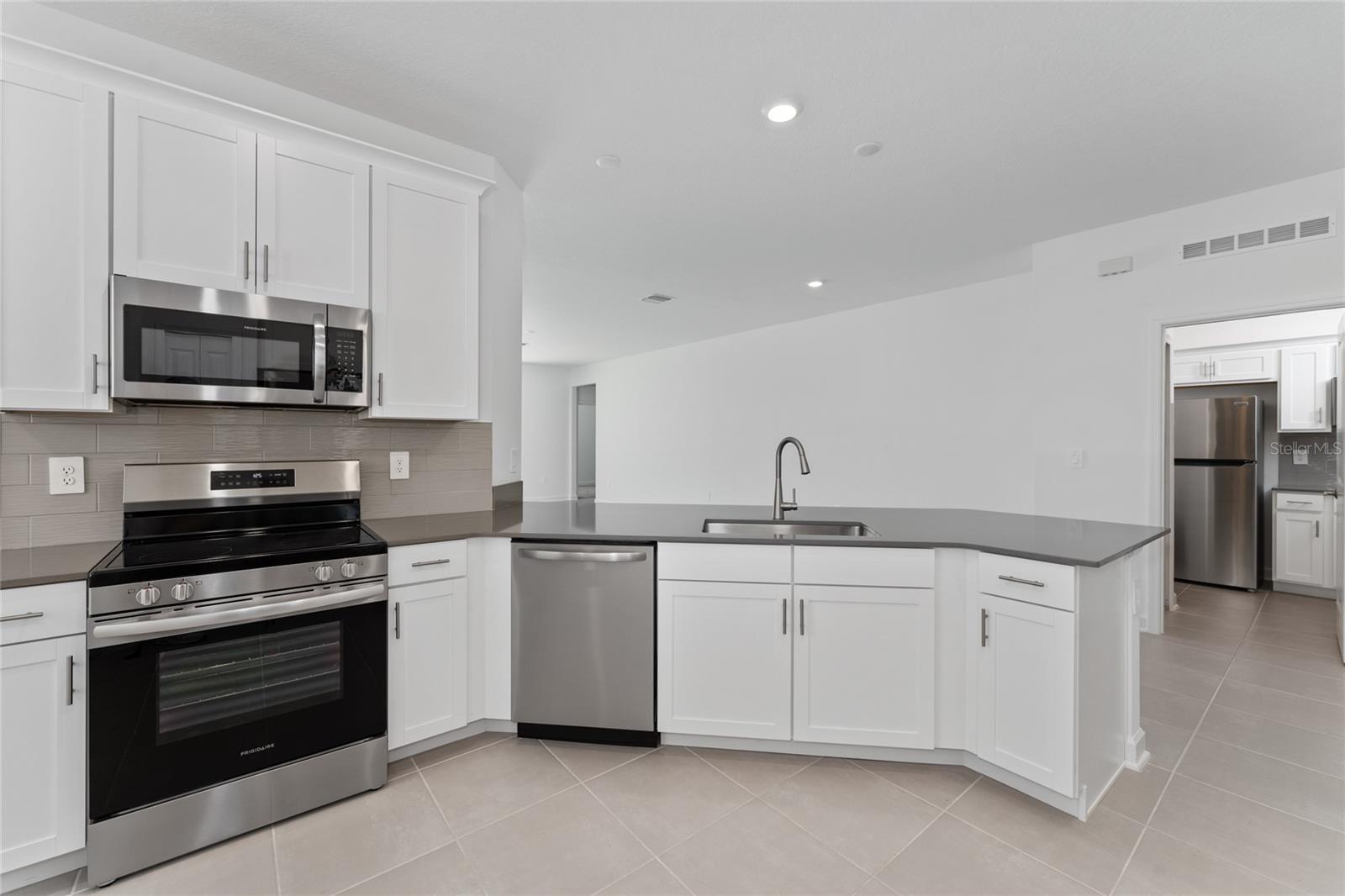 1865 Blissful Dr Property Photo 6