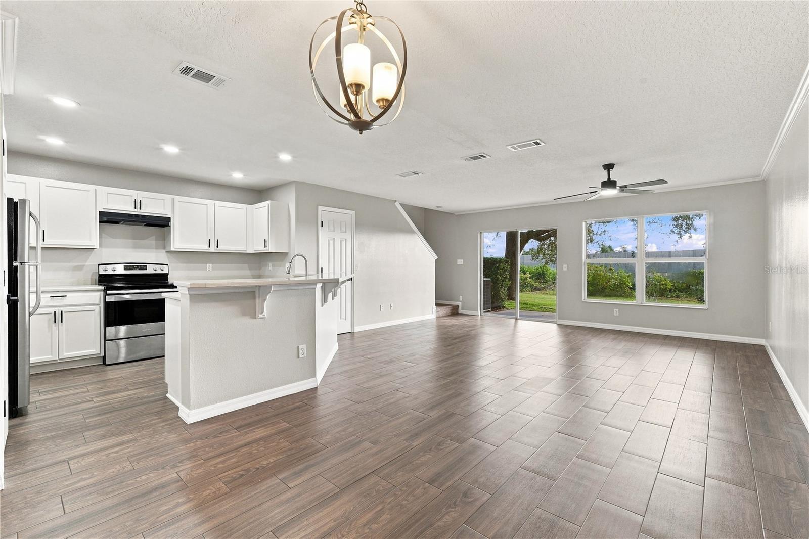 2591 Aventurine St Property Photo 10
