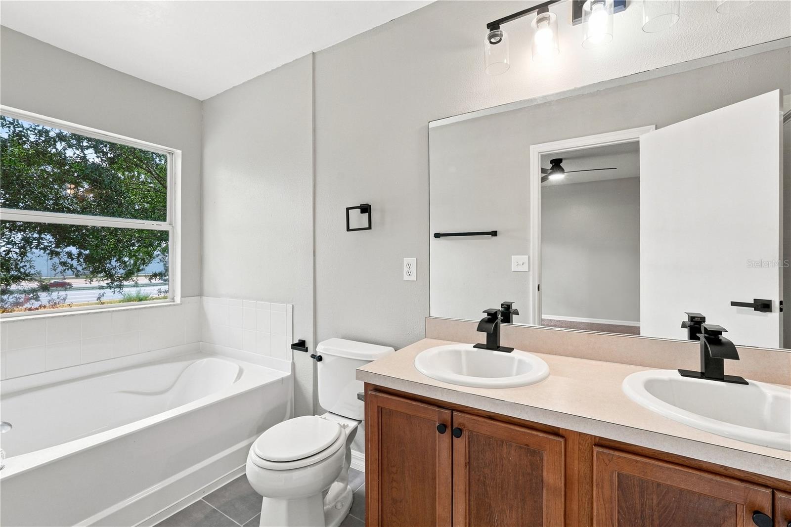 2591 Aventurine St Property Photo 21
