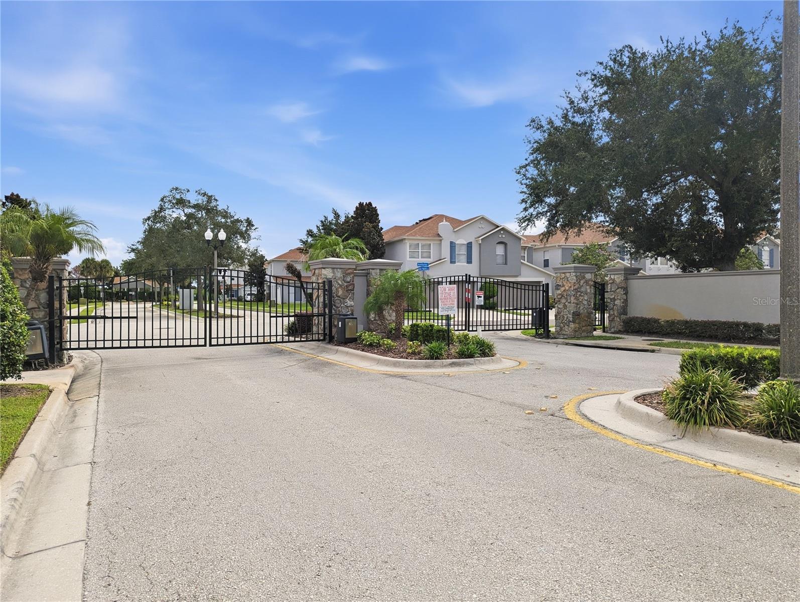 2591 Aventurine St Property Photo 33