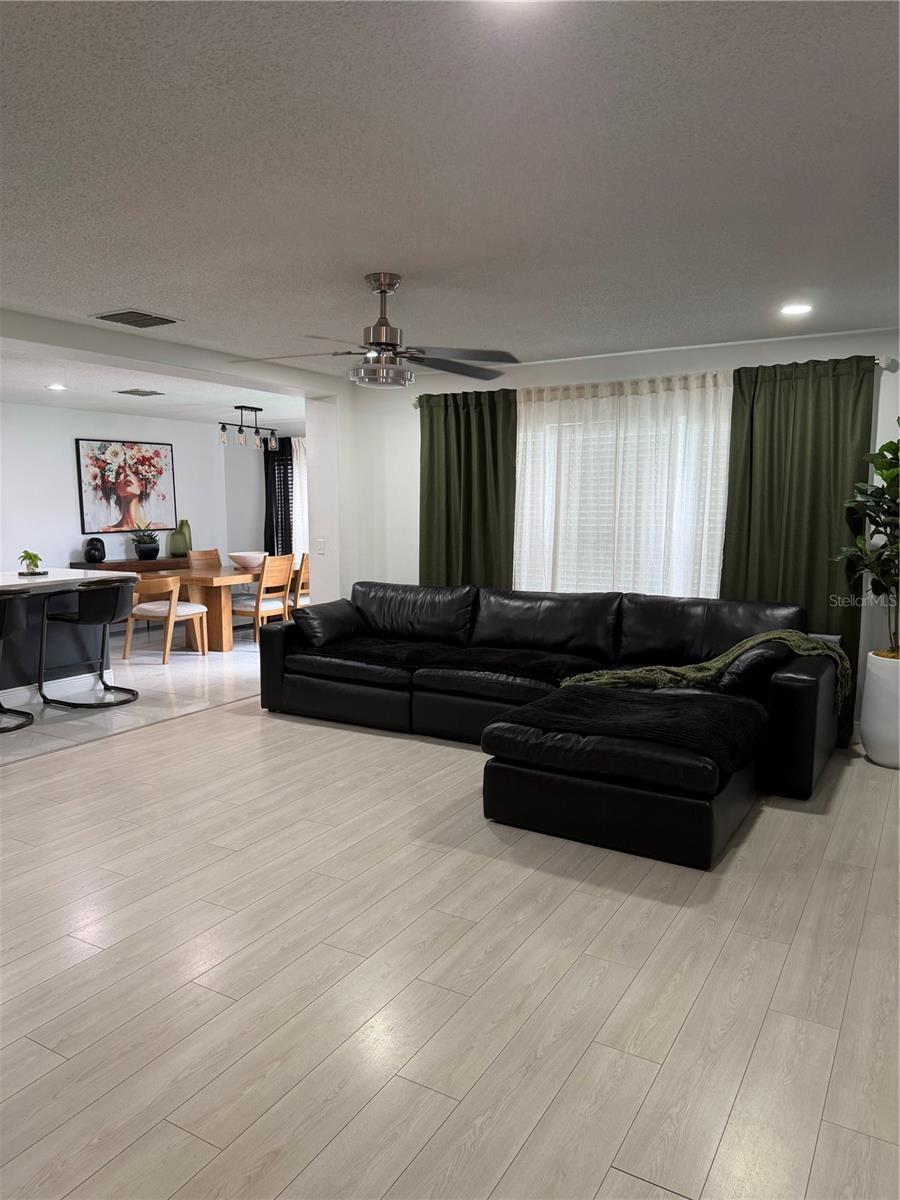S5156884 Property Photo 5