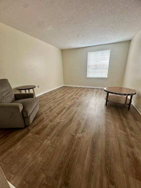 4007 Versailles Dr #4007f Property Photo 12