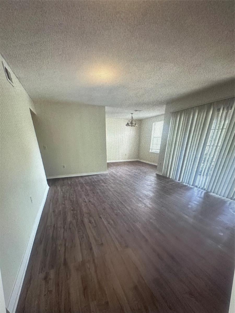 4007 Versailles Dr #4007f Property Photo 13