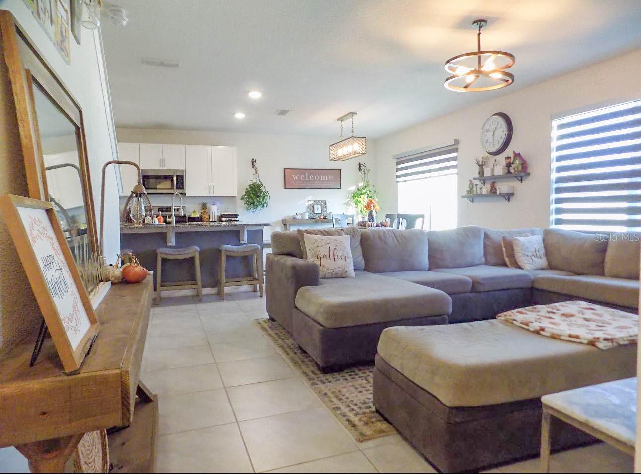 5122 Fiddlewood Way Property Photo 10
