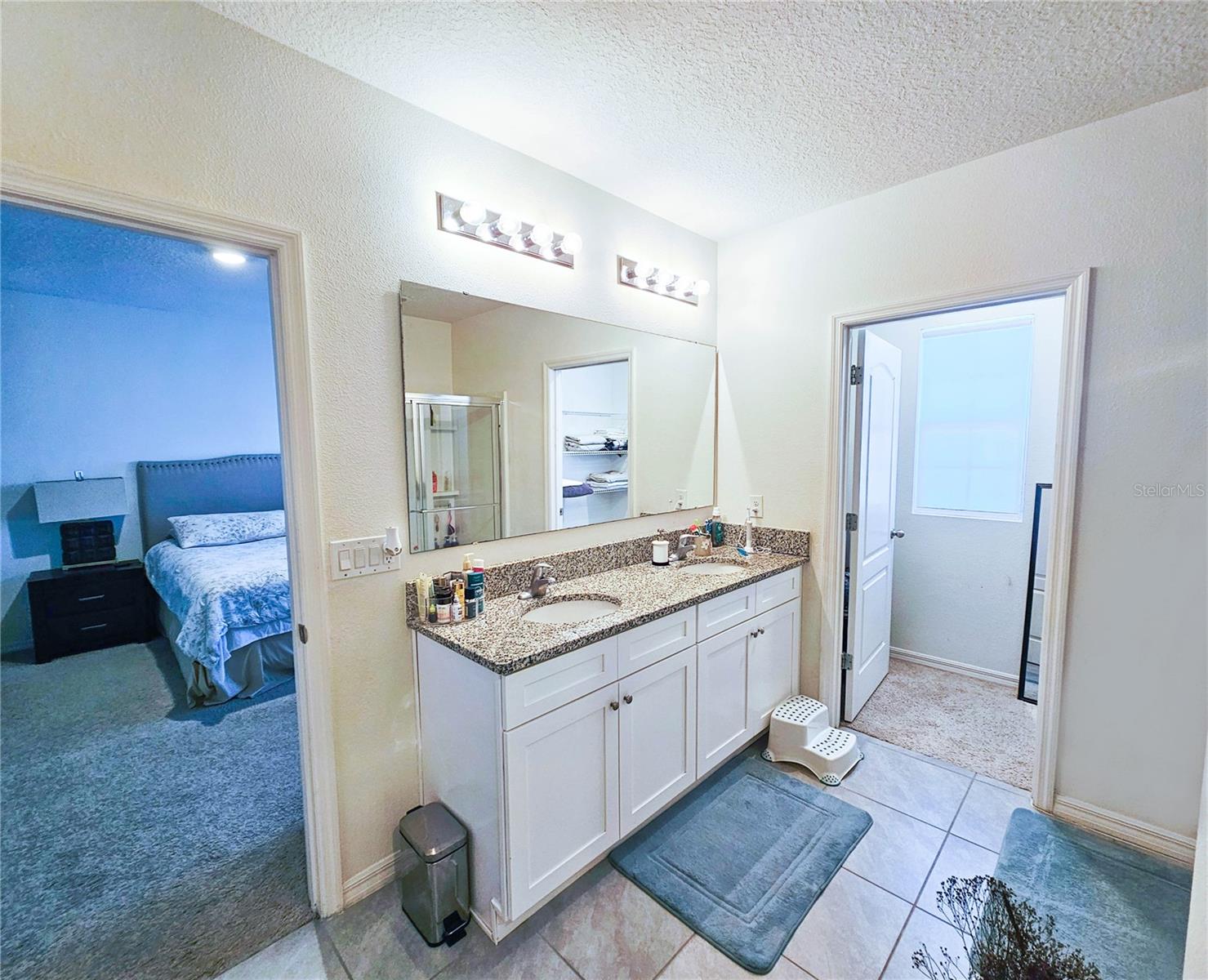5122 Fiddlewood Way Property Photo 15
