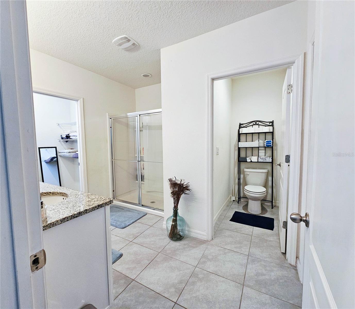 5122 Fiddlewood Way Property Photo 16