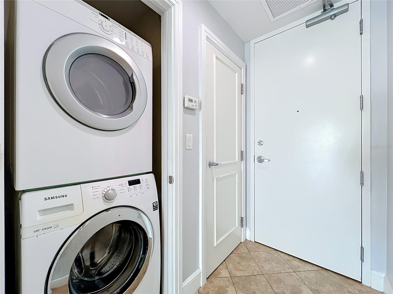 101 S Eola Dr #1008 Property Photo 17
