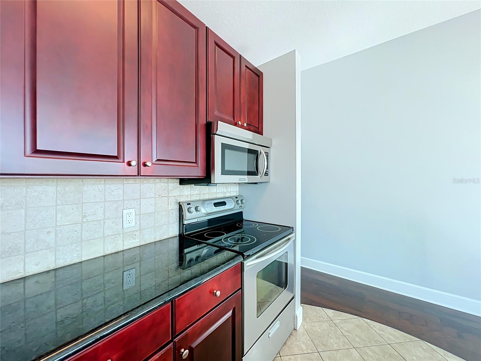 101 S Eola Dr #1008 Property Photo 35
