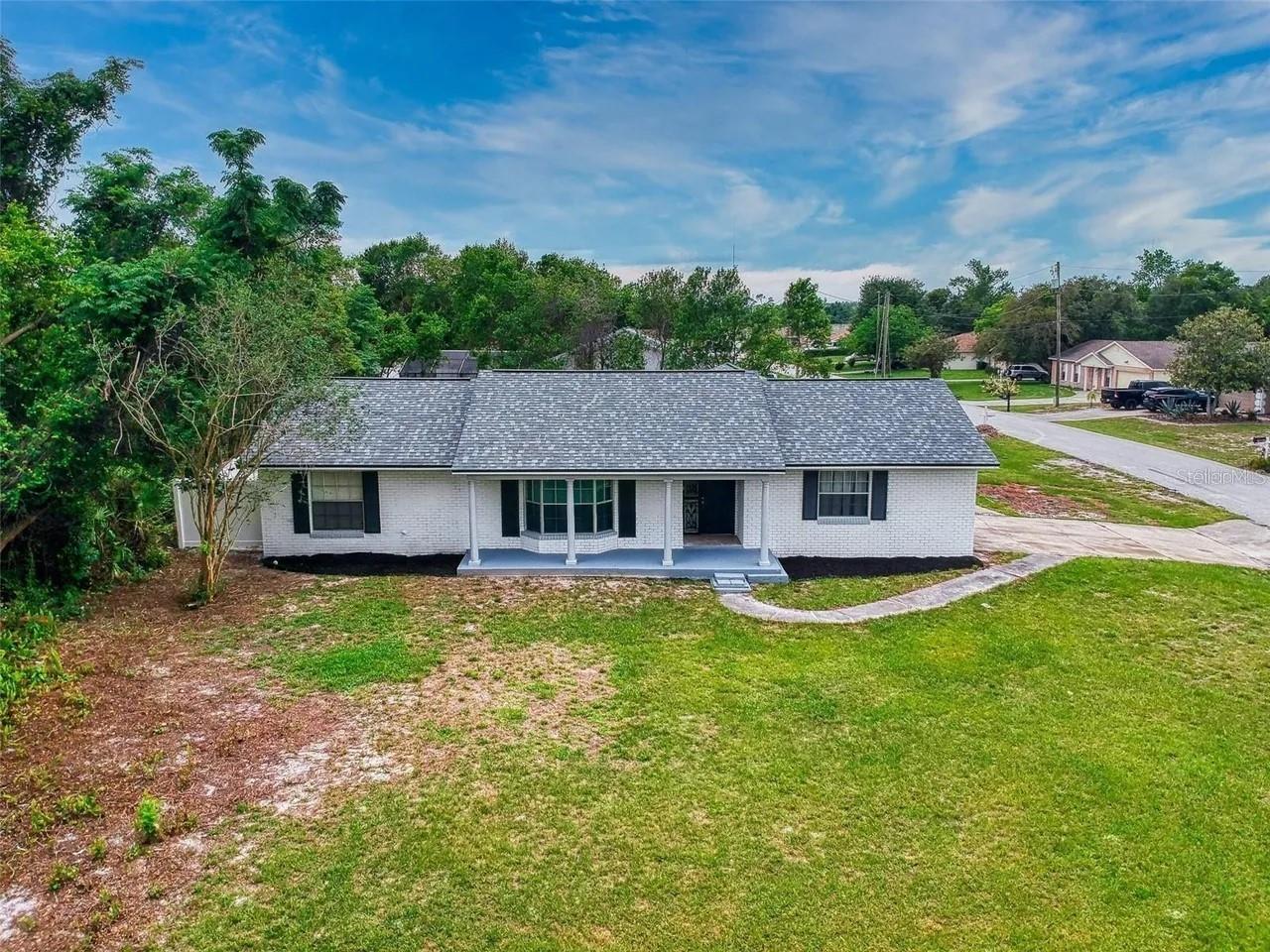 1836 Plumtree Dr Property Photo 1