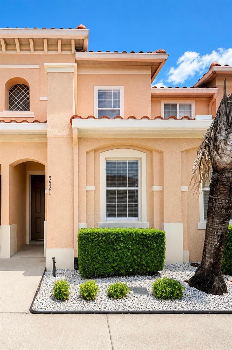 5521 PARADISE CAY CIRCLE Property Photo 1