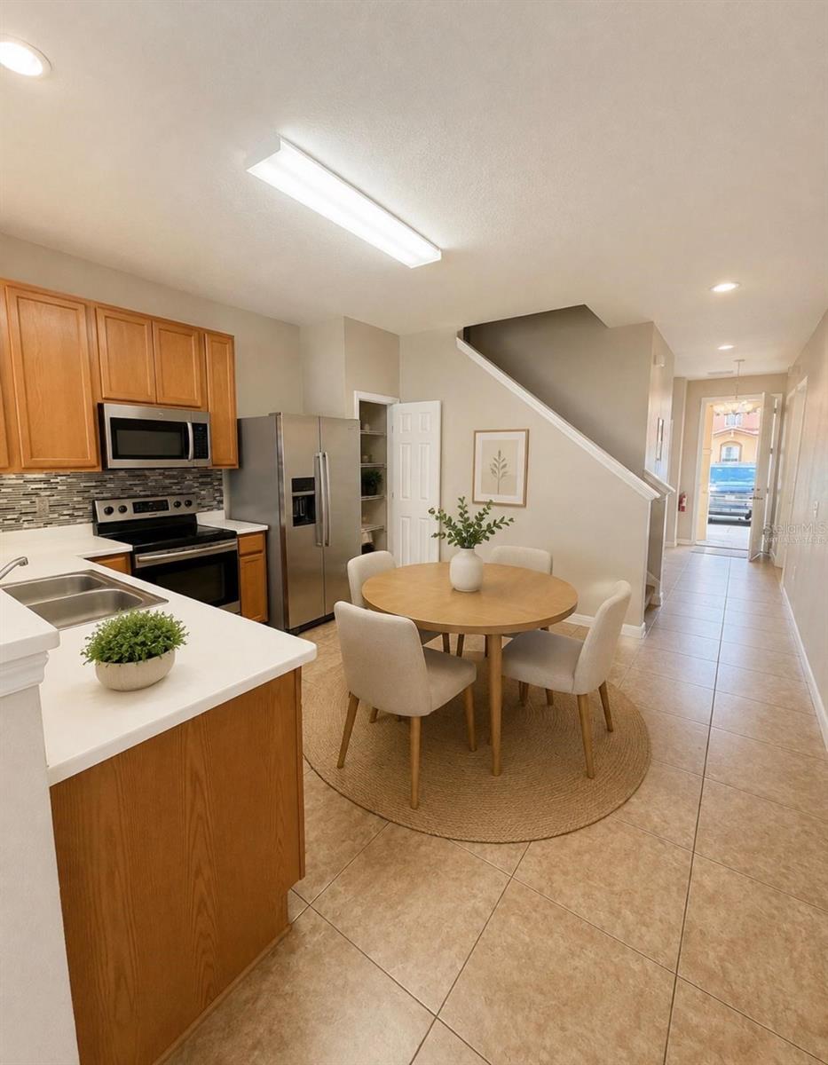 5521 Paradise Cay Circle Property Photo 4
