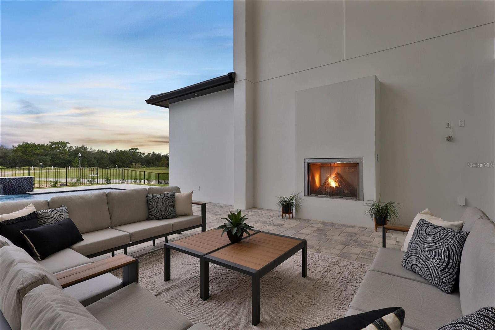 1002 Coyote Creek Way Property Photo 19