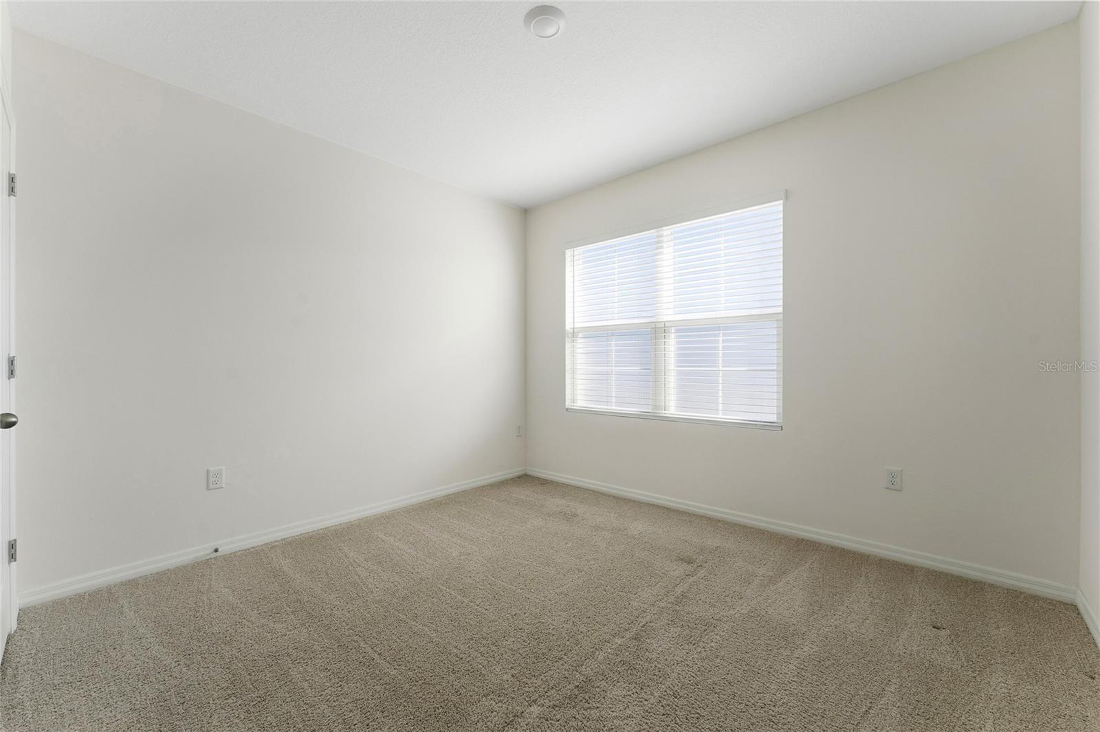 1825 Juneberry St Property Photo 12