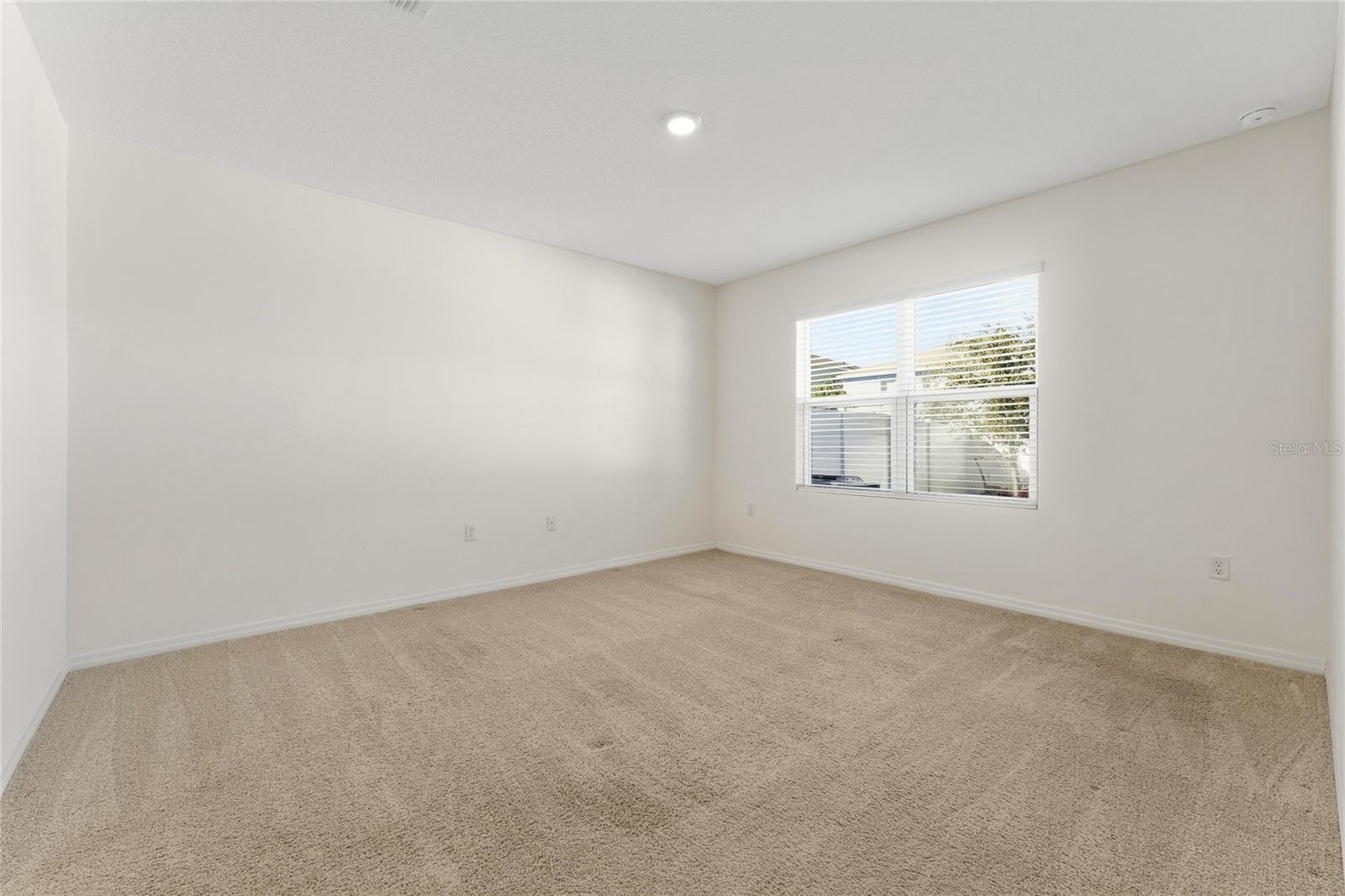 1825 Juneberry St Property Photo 16