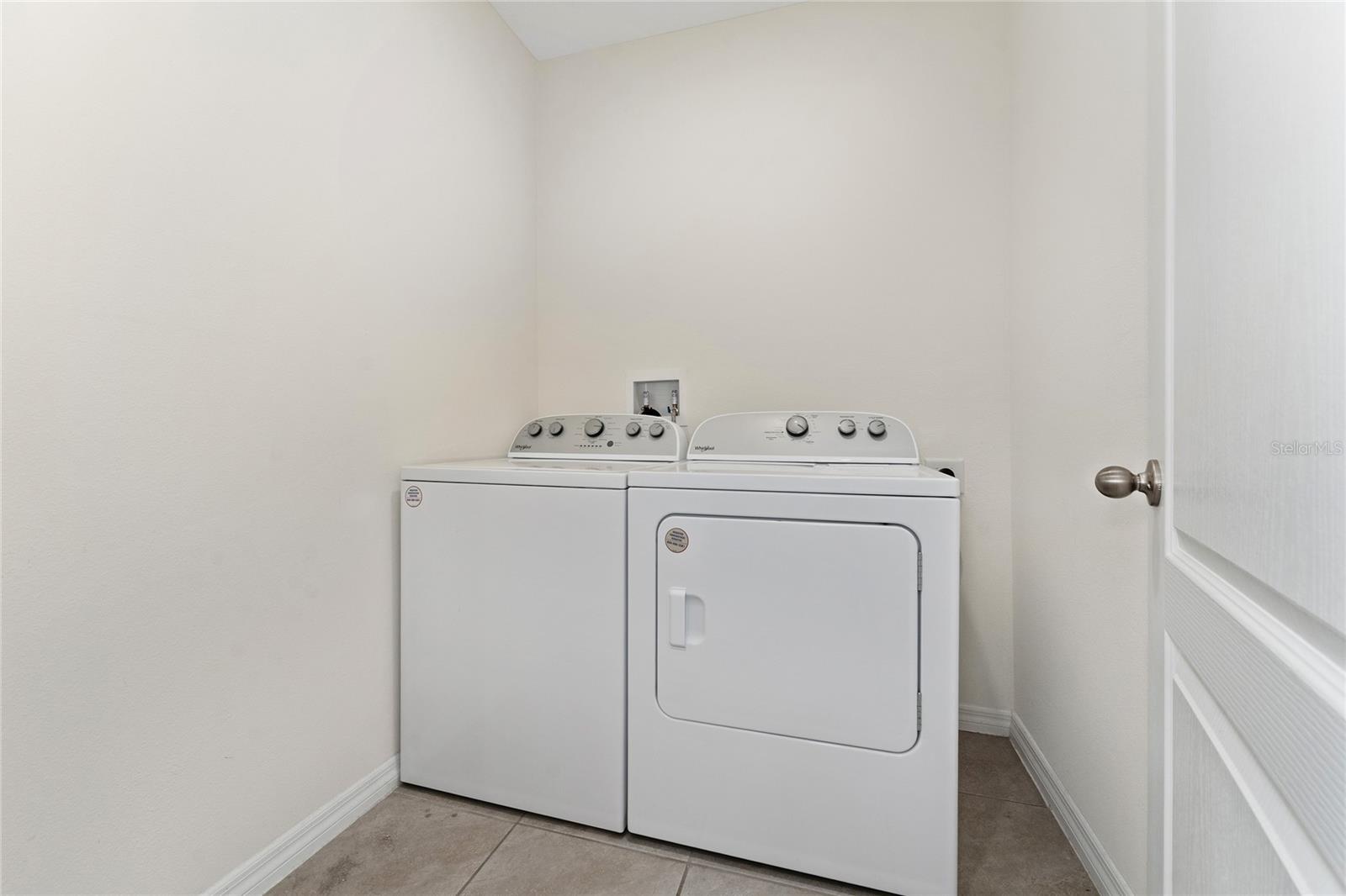 1825 Juneberry St Property Photo 20