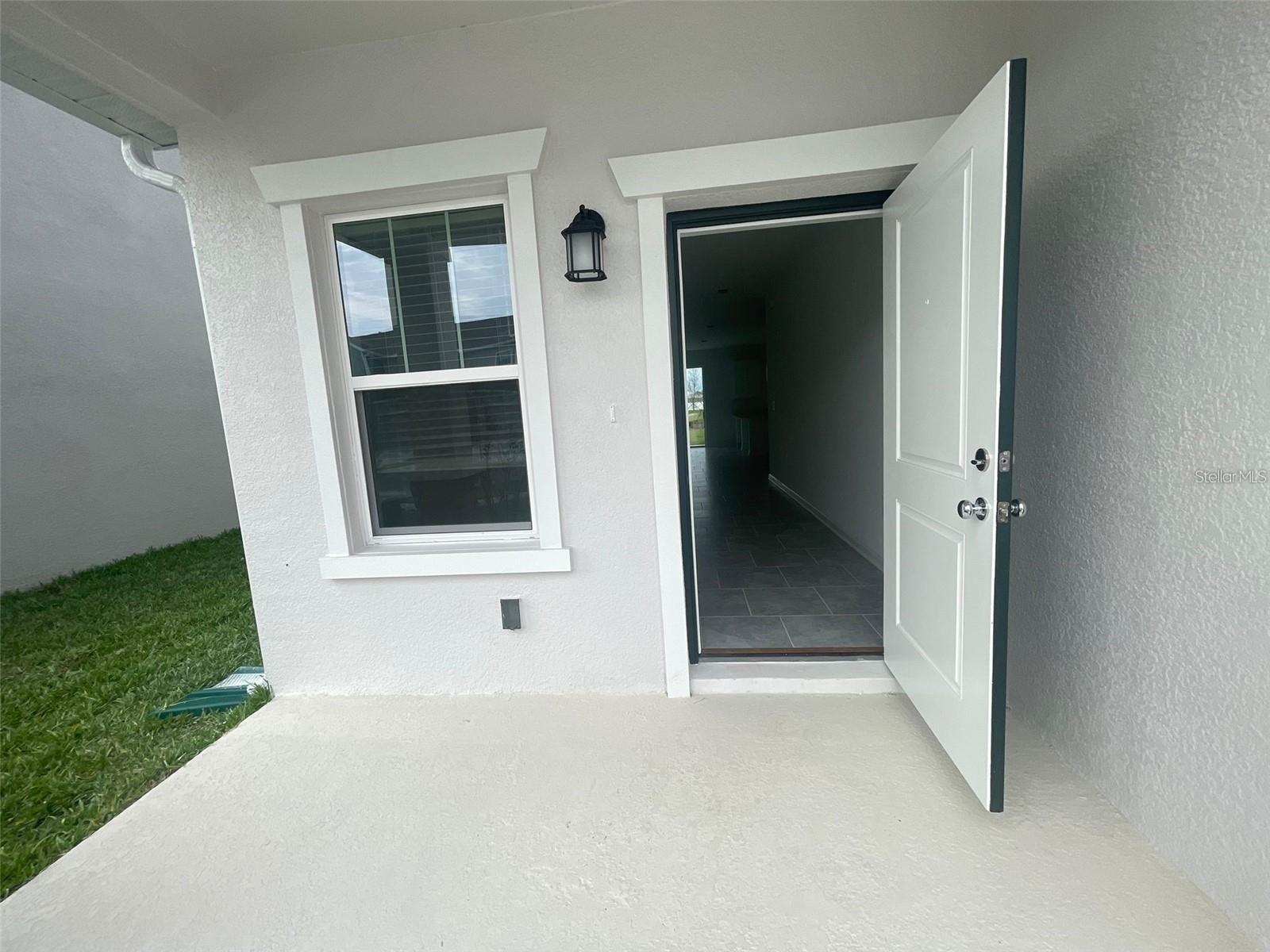 2780 Pierr St Property Photo 3