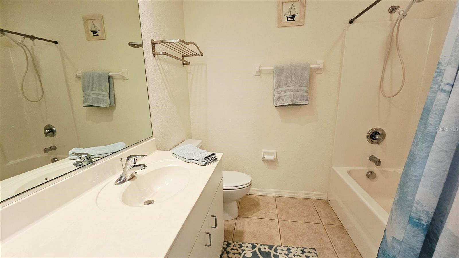 8100 Memory Ln #207 Property Photo 12