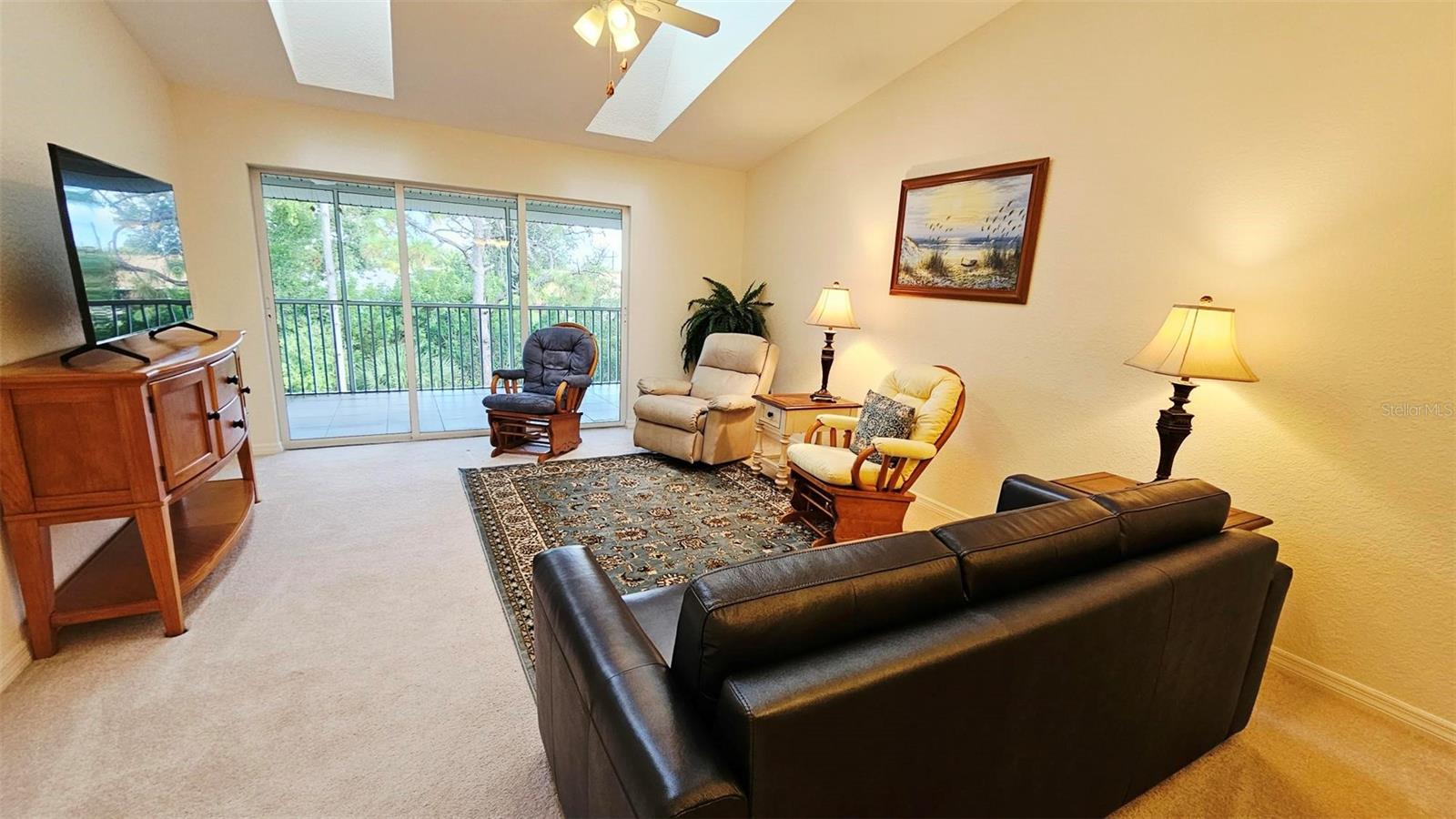 8100 Memory Ln #207 Property Photo 17