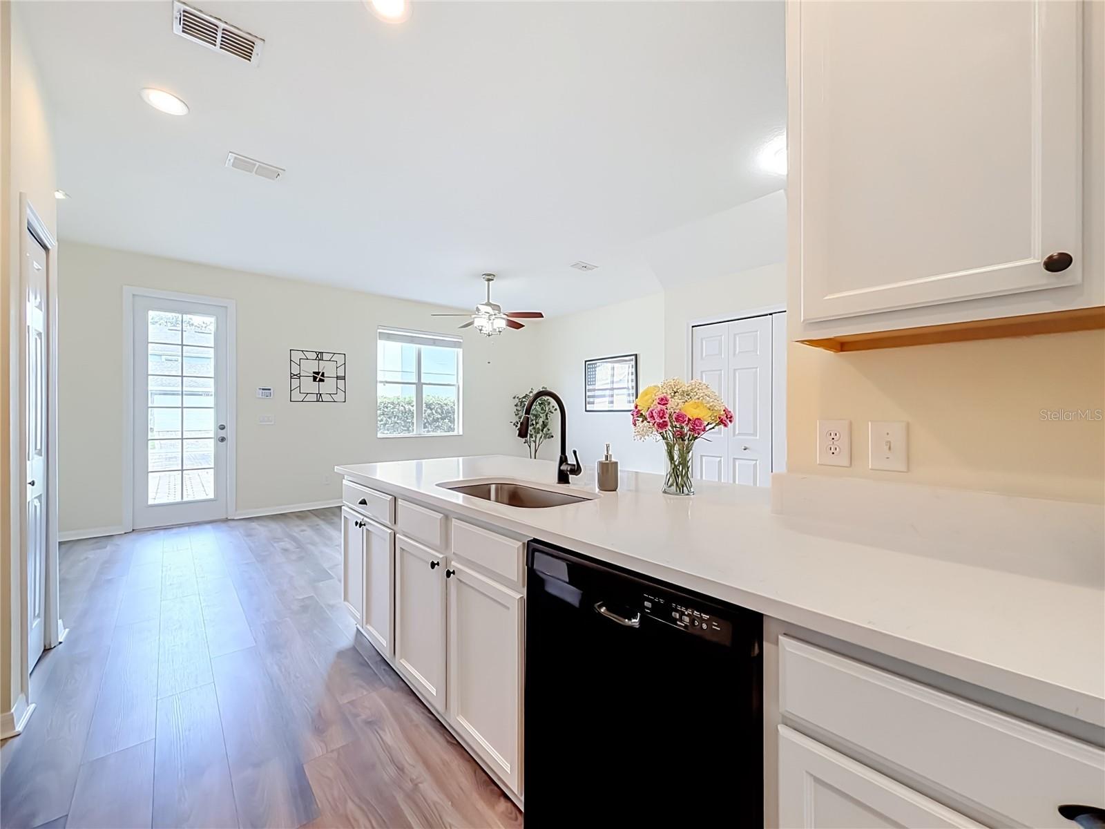 11753 Fitzgerald Butler Rd Property Photo 2