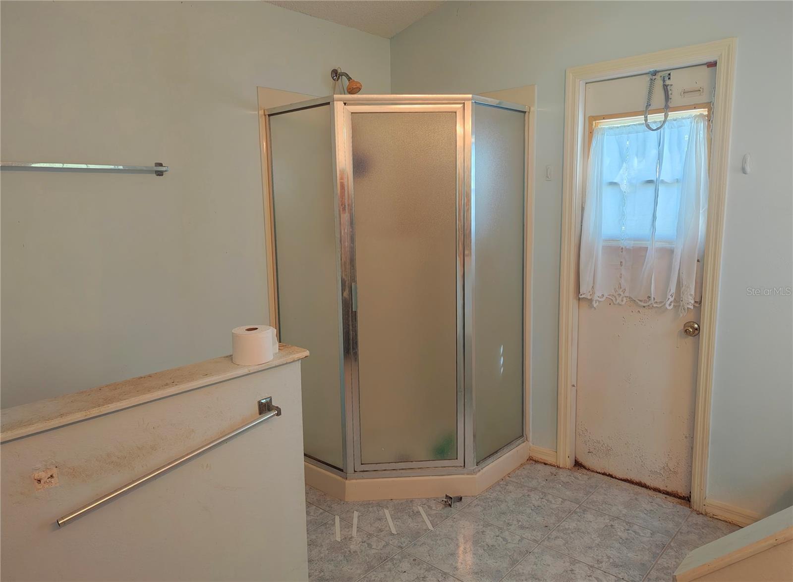 959 Gascony Ct Property Photo 6