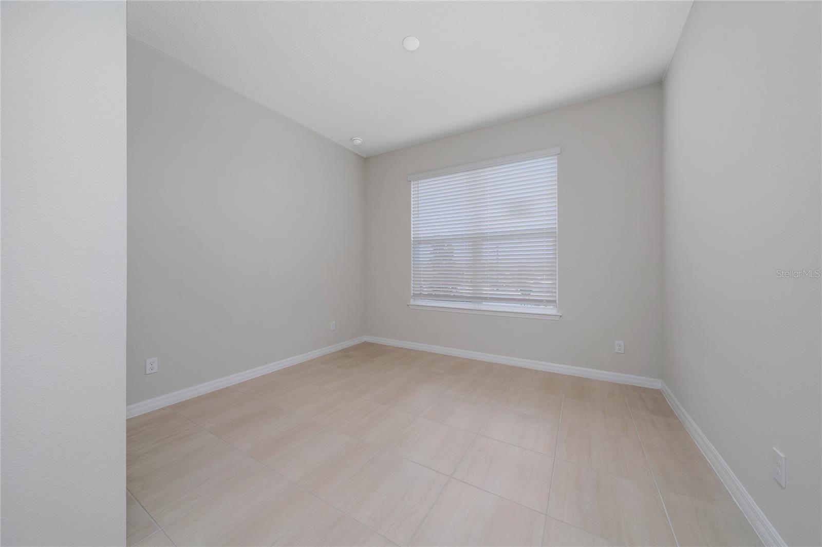 S5157010 Property Photo 4