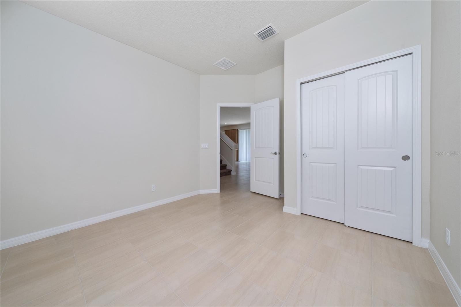S5157010 Property Photo 5