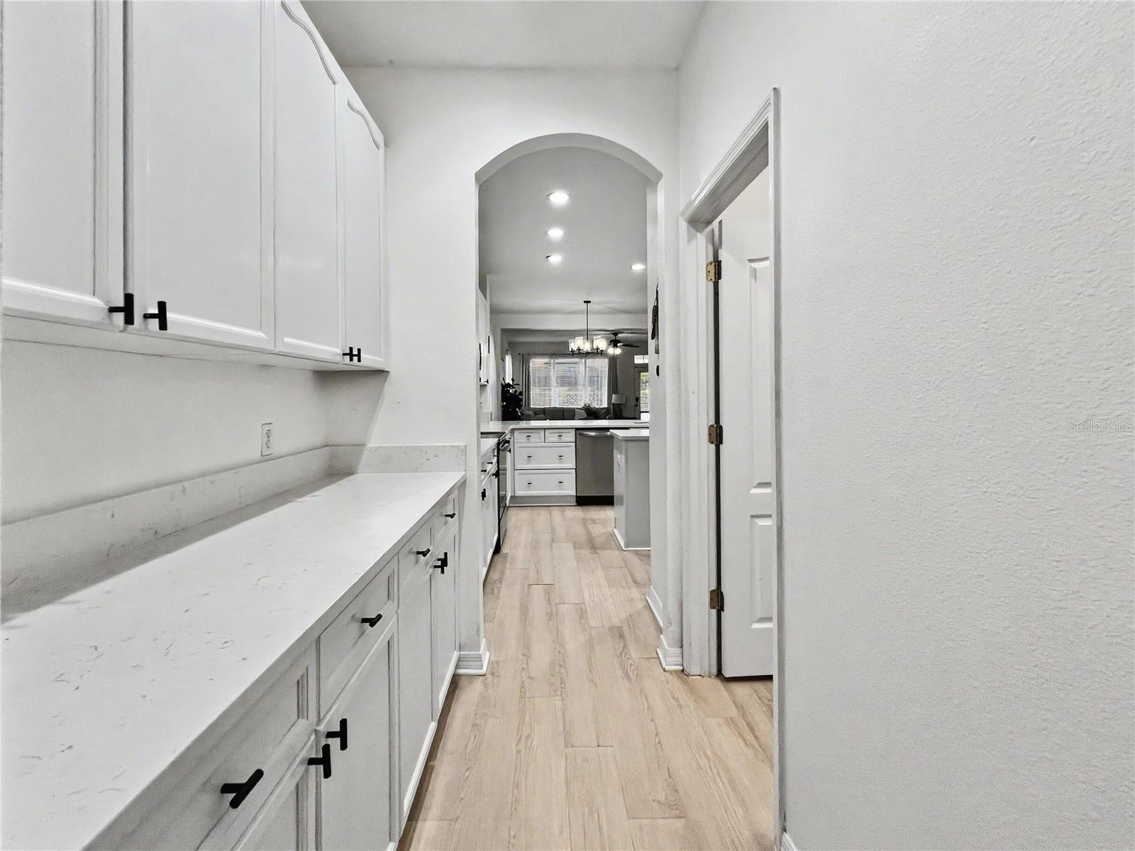 12909 Cragside Ln Property Photo 7