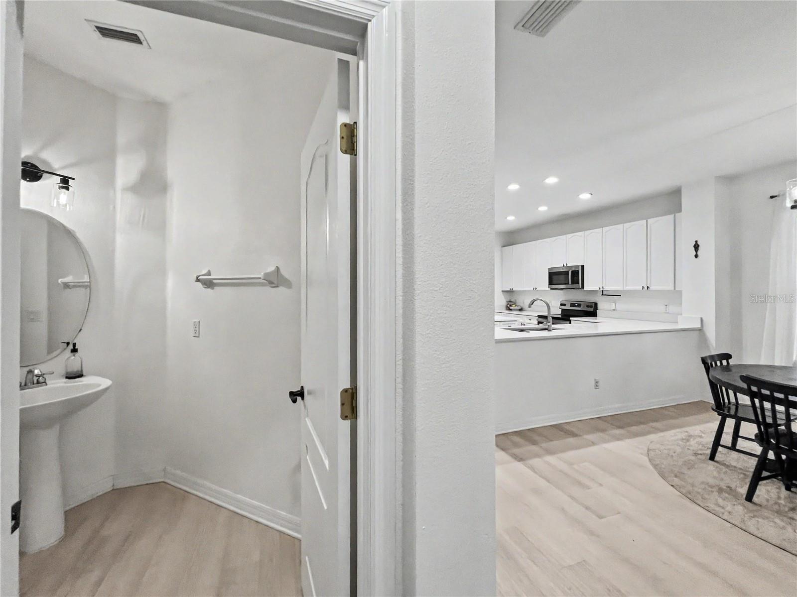 12909 Cragside Ln Property Photo 17