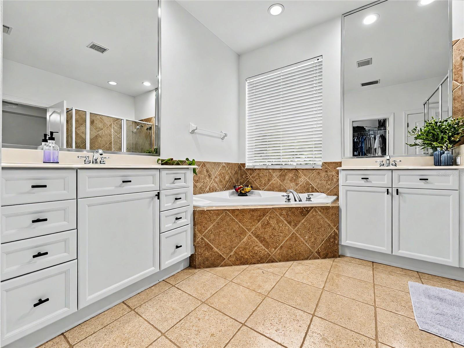 12909 Cragside Ln Property Photo 32